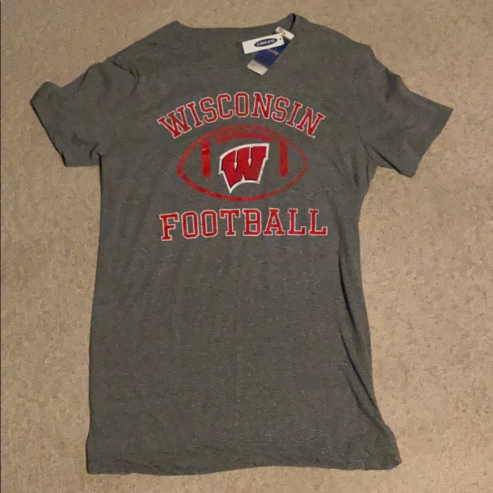 Wisconsin football shirt sleeve shirt